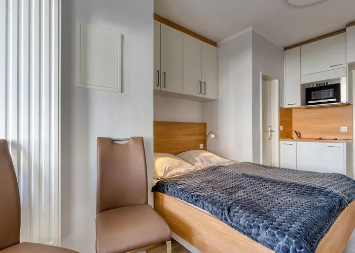 Apartment Alte Teestube W 70 *