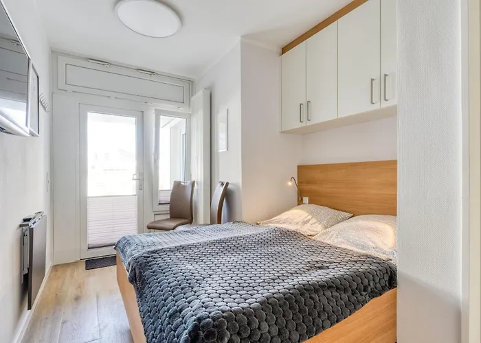 Alte Teestube W 70 Apartment *